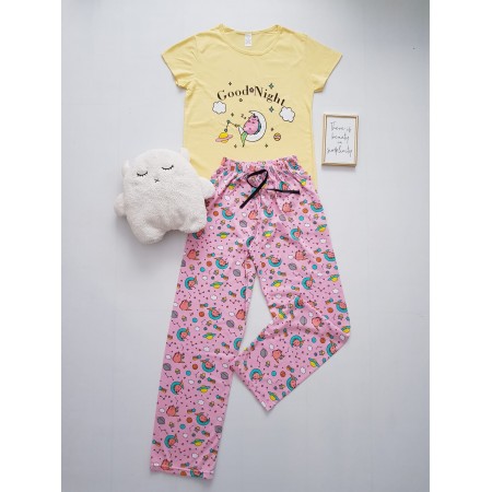 Pijama dama ieftina bumbac cu tricou galben si pantaloni lungi roz cu imprimeu Good Night